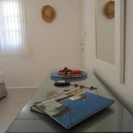 Mykonos Serendipity With 2 Bedrooms Walking Distance To The Beach! * Platys Gialos (Mykonos)
